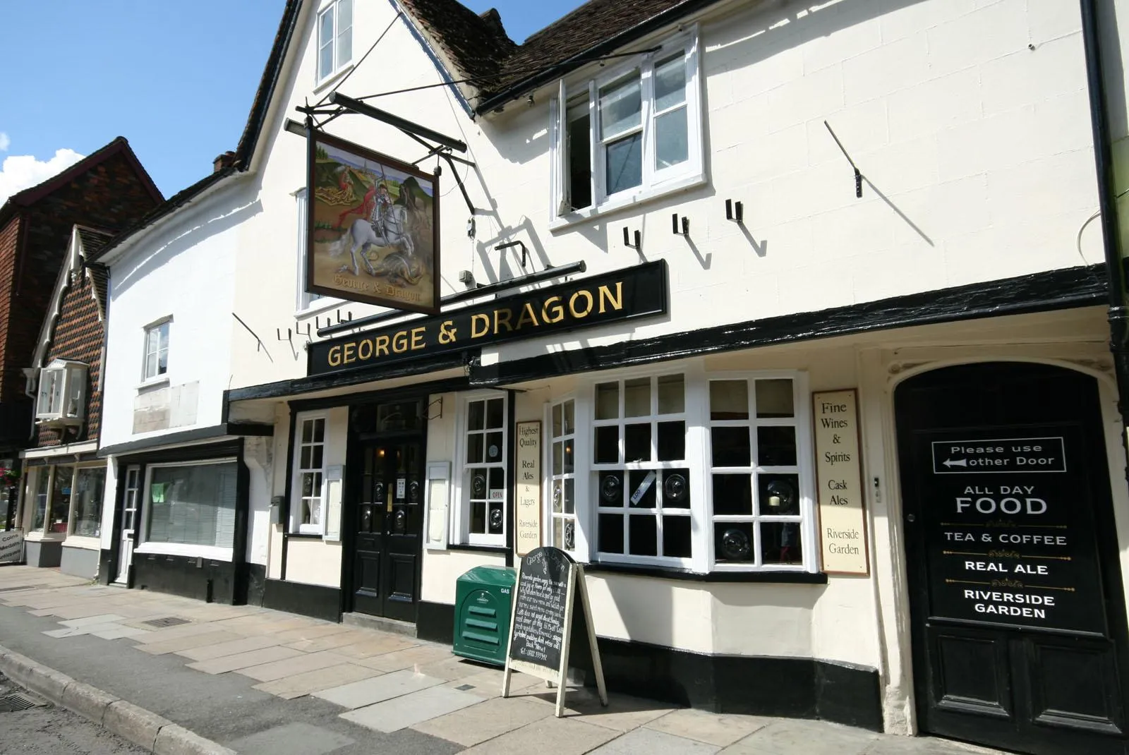 The George & Dragon historic pub front